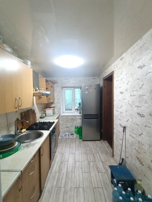 Будинок р-н Тополь в.Дружби