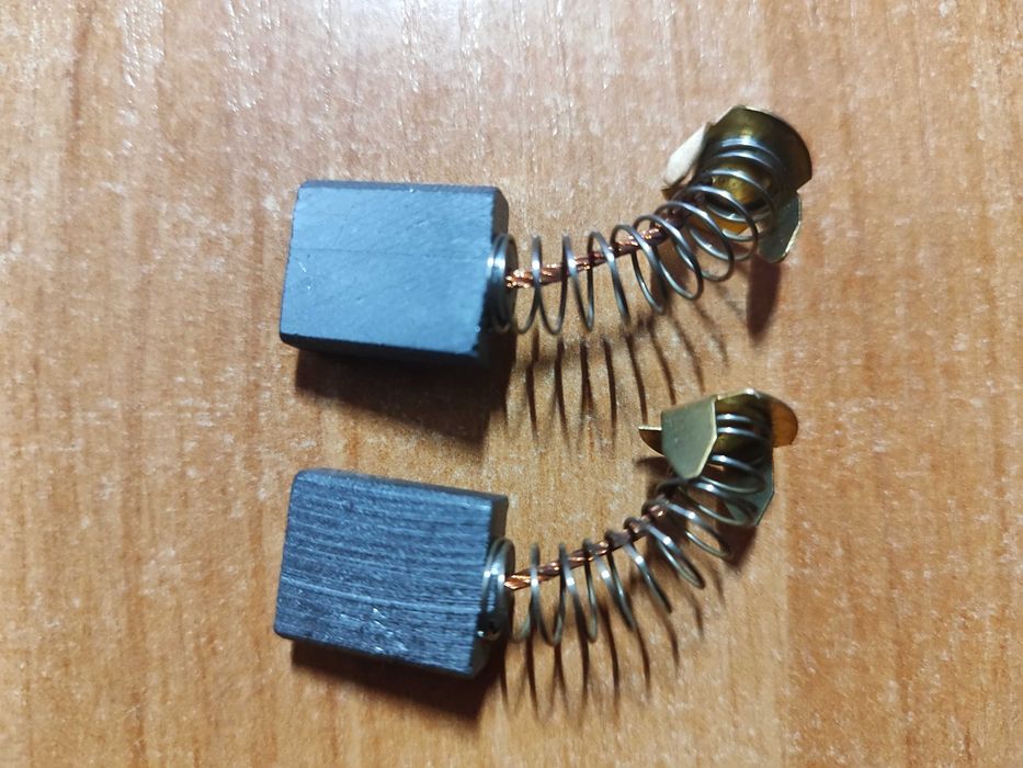 Szczotki węglowe do mieszadła 6,5 x15x18