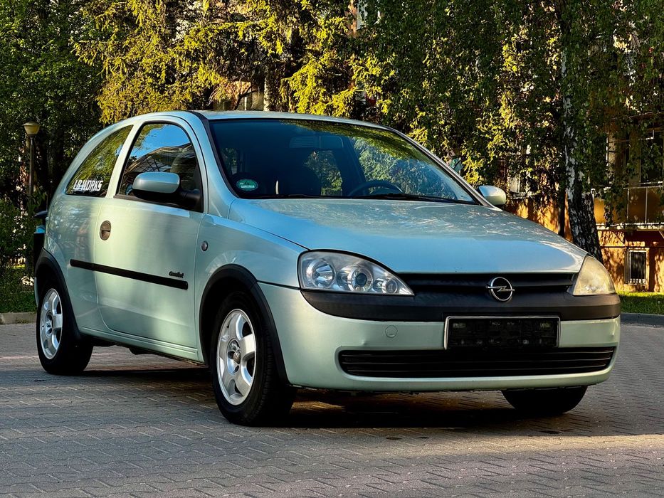 Opel Corsa 1.7 diesel Isuzu**Niemcy**Mega oszczędny