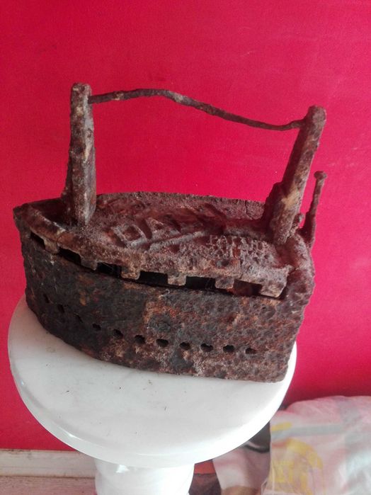 Stare żelazko DALLI.