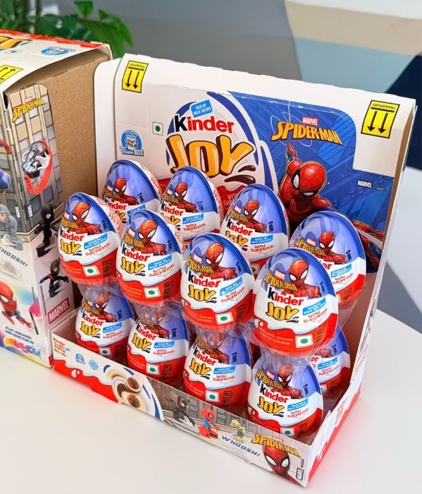 Kinder Joy Людина Павук 12-24шт