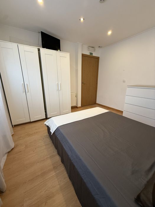 Quarto - Arrenda -se