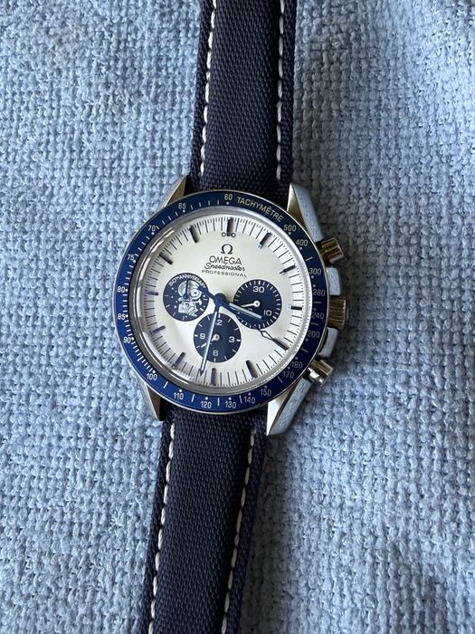 Omega Speedmaster Silver Snoopy Award 50th Anniversary