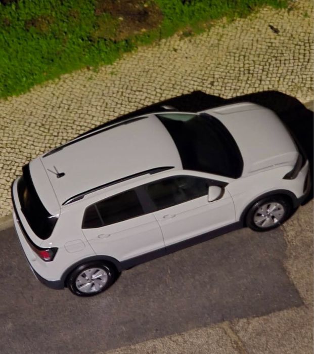 Vendo carro tcros 2024 47 mil km