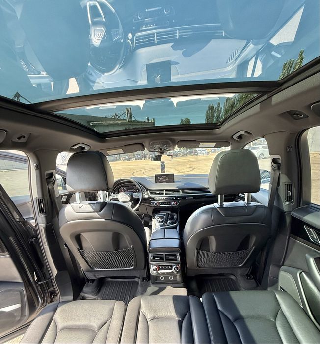 Audi Q7 2018 VIN WA1VAAF75JD051446 фото оголошення 7 з 17
