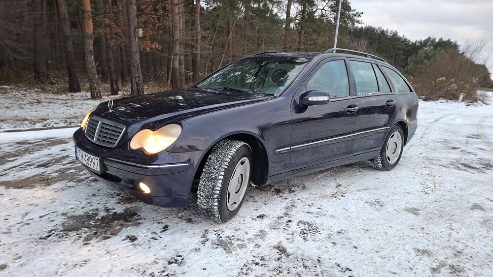 Продам мерседес 2002 рік 2.2дизель.