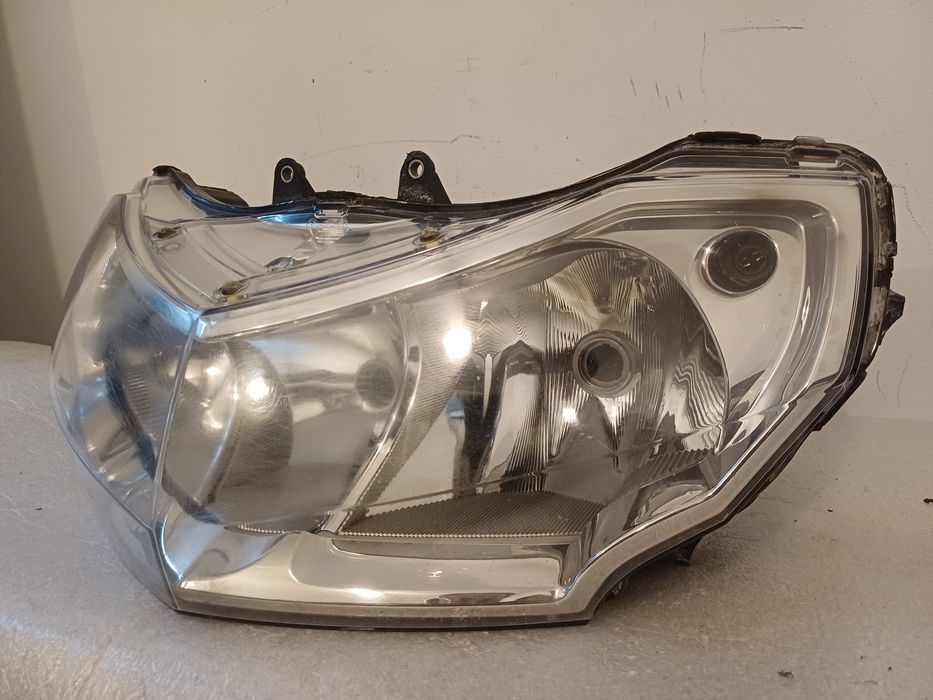 Reflektor BMW R1200RT lampa