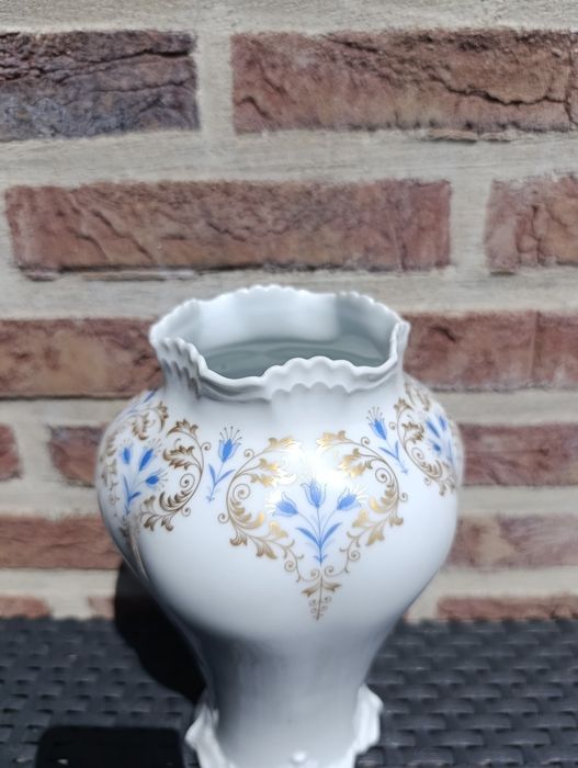 фарфоровая ваза  Königlich Tettau Германия.