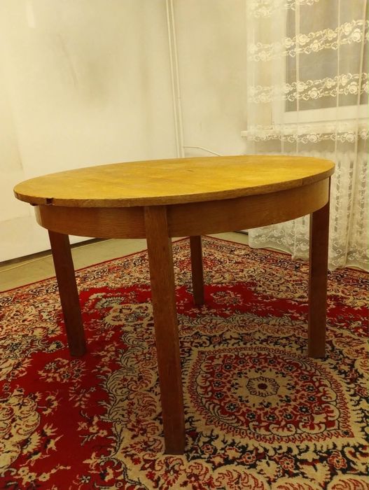 Stół stuletni okrągły rozkładany