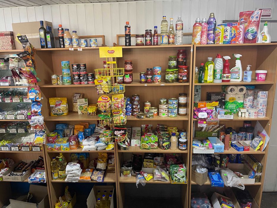 стелажі торгівельні