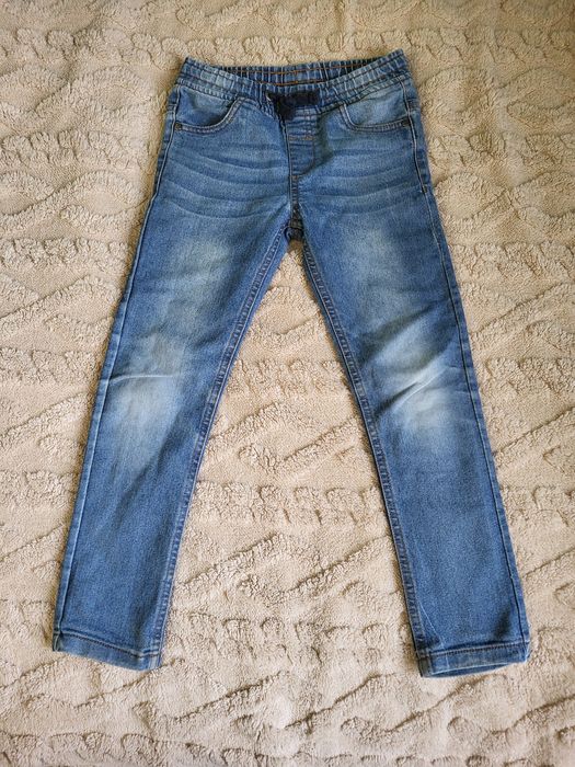Jeansy chłopięca 128 smyk Niebieskie gumką w pasie