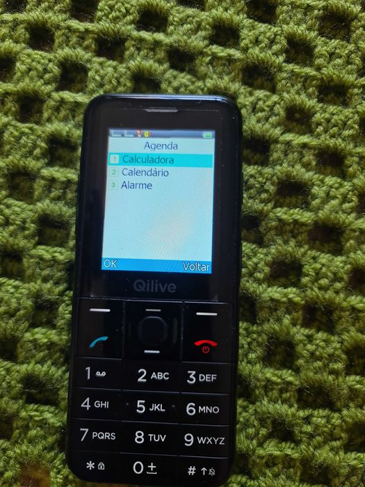 Telemovel Antigo Qilive preto