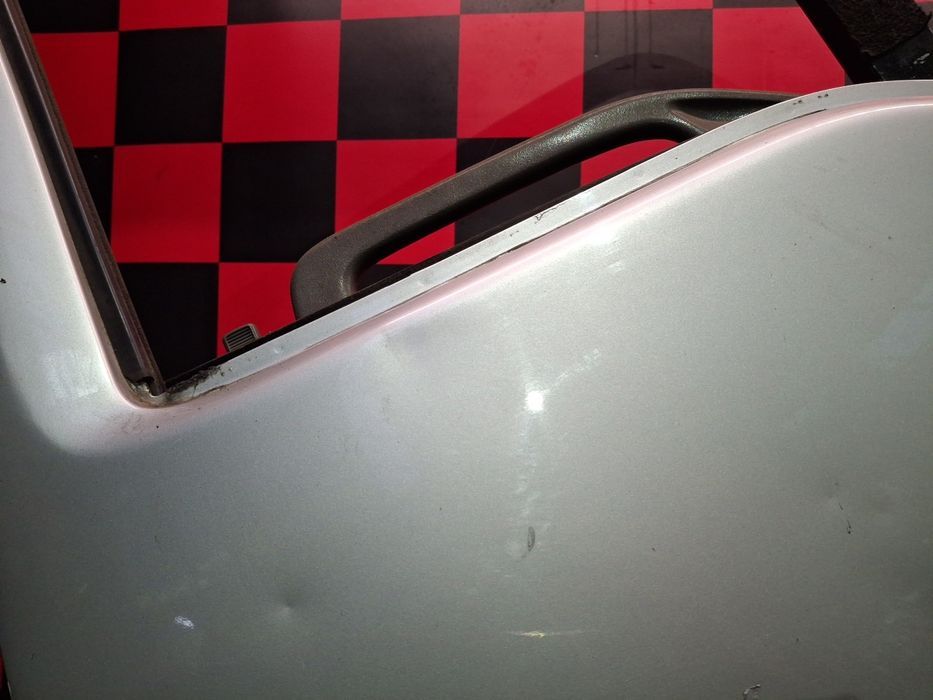 Porta frente direita ISUZU ELF (NKR8_)