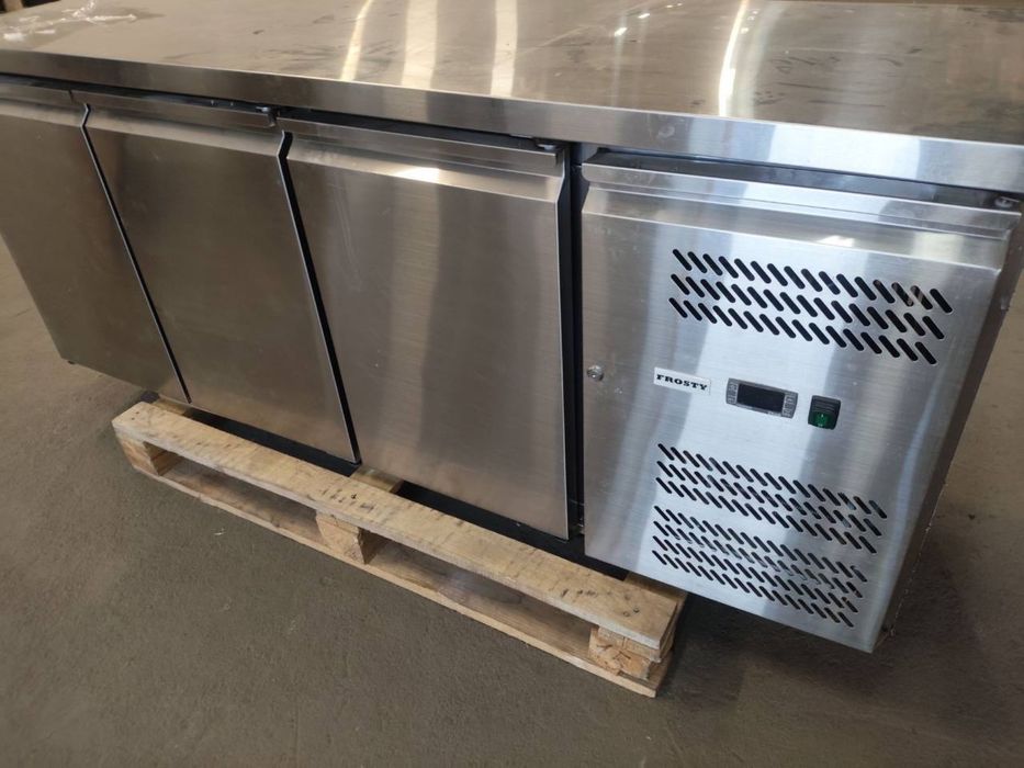 Стол морозильный 1700/1300FROST разделочный