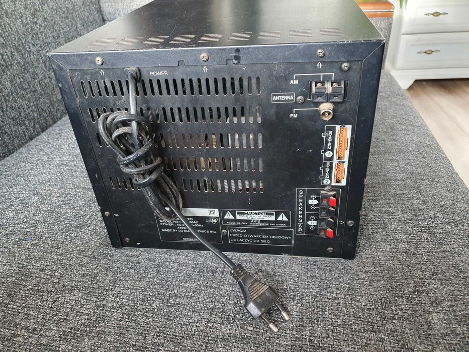 Wieża LG FR-686 moc 240 wat