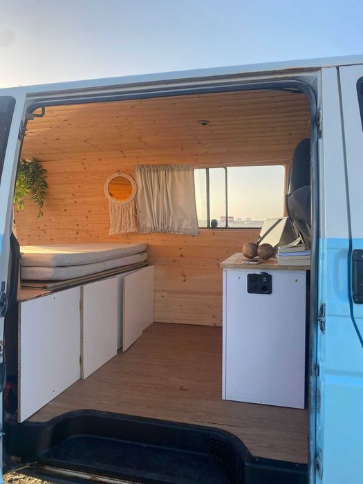 Volkswagen transformada em caravana LER DETALHES