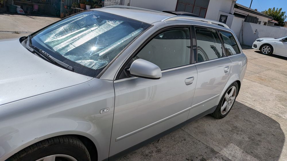 Para venda Audi A4 V6 4x4 de 2005 com 180 CV