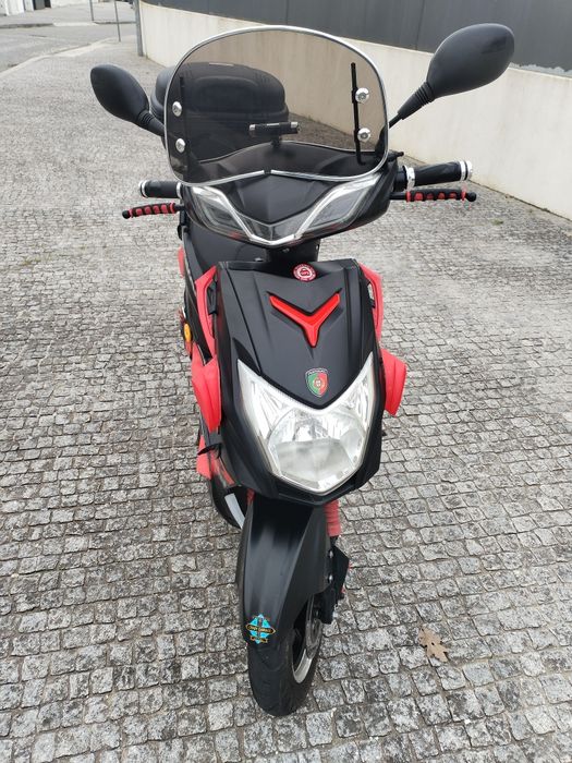 Scooter Elétrica Neovolt Runner, modelo 2024