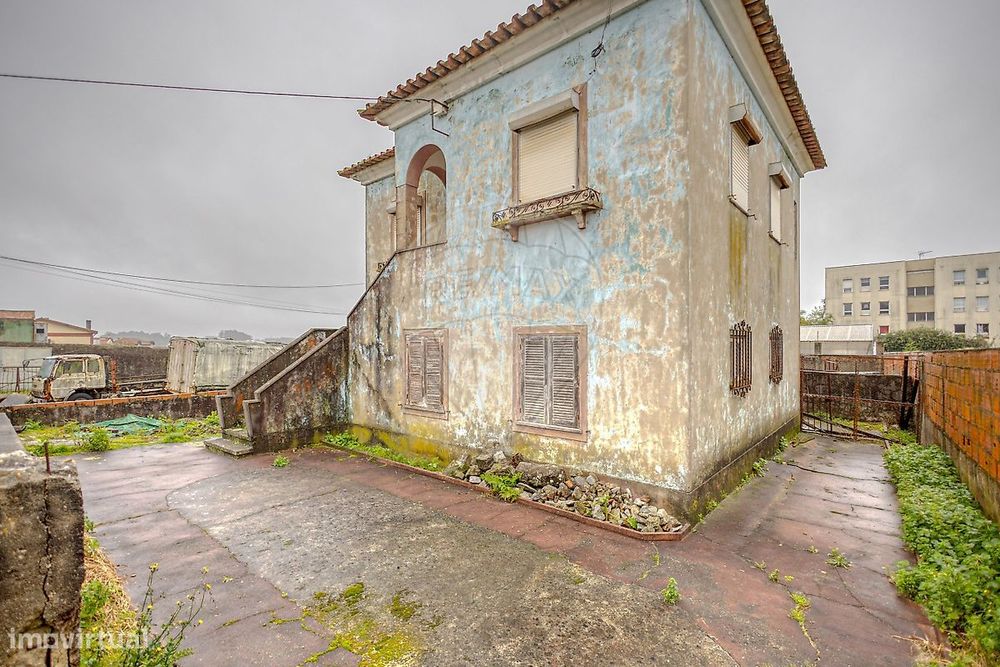 Moradia T2 para venda