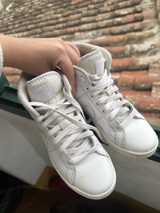 Nike Royale Mid 2 35,5 | Pouco usada, ótimo estado