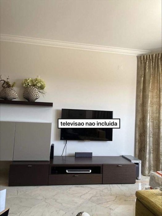 Mobília completa (sala de jantar e sala de estar)