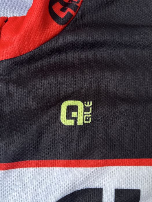Camisola de Ciclismo Alé Sem Mangas Homem Preta e Vermelha