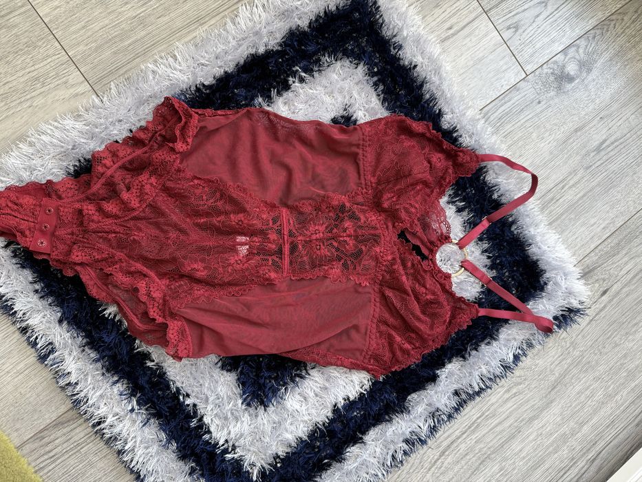 Body koronkowe i bodystocking