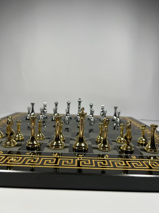 Шахмати ручної роботи з каменю