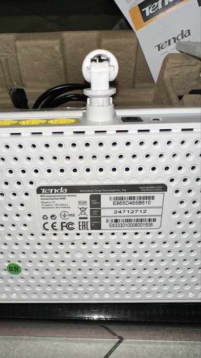 Tenda F3   Wi-Fi маршрутизатор (роутер)