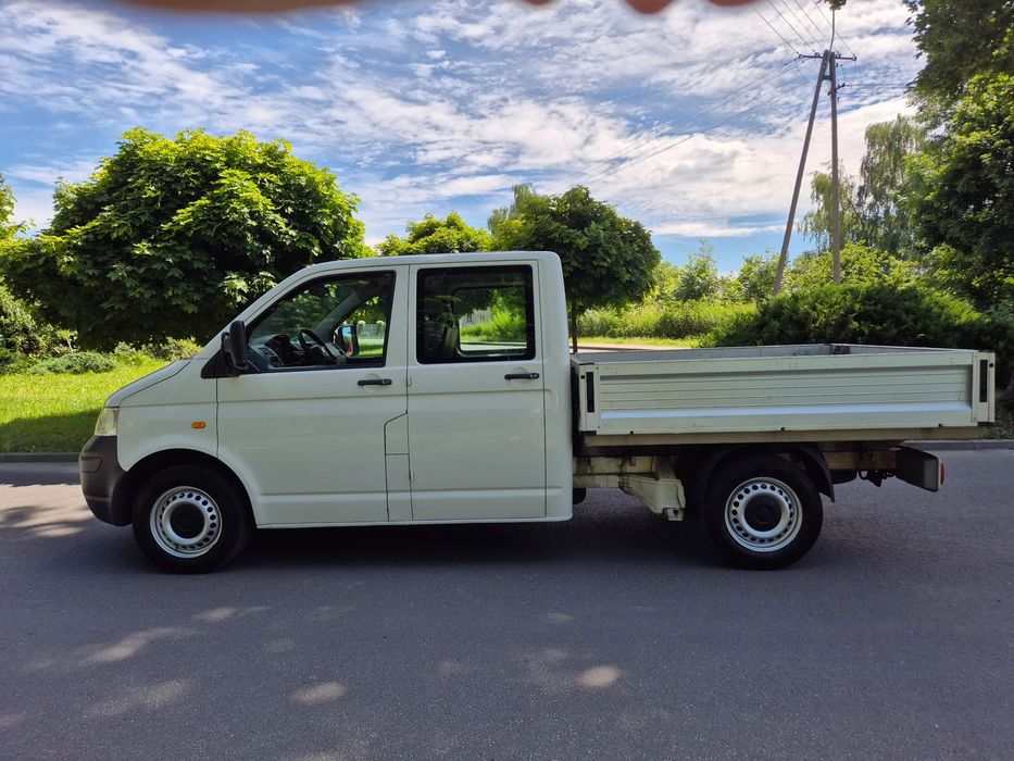 Volkswagen Transporter T5  Dubelkabina doka paka 1.9 Tdi