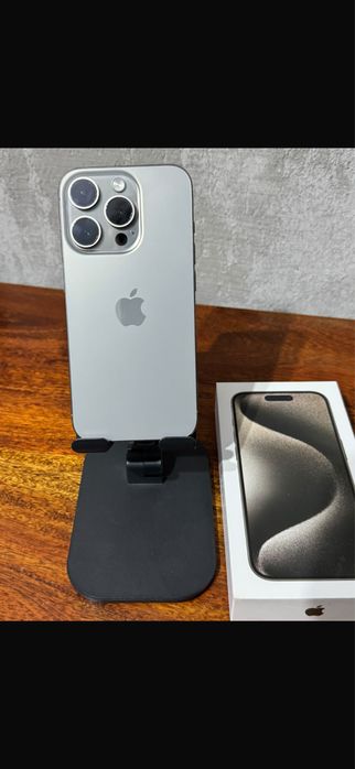 Iphone 15 pro bez gwarancji 2 lata uzywany