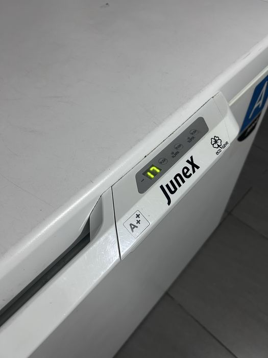 Arca congeladora Junex 200 L