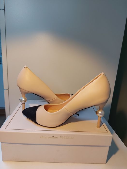 Bardzo ładne Szpilki vices