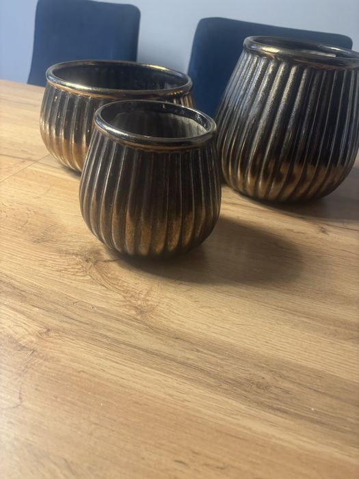Oslonki zlote ceramiczne. 3 sztuki