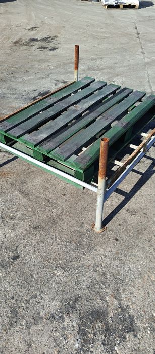 Stojak-podstawa pod mauzera-zbiornik 1000 l.