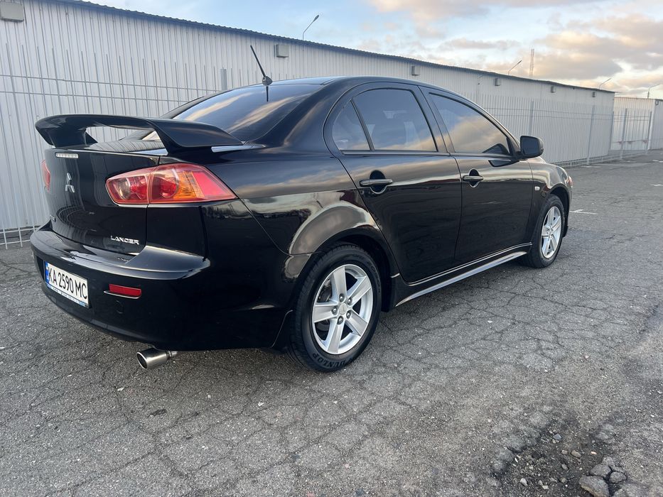 Mitsubishi lancer 2.0