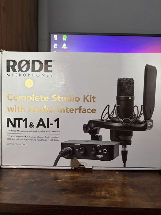 RODE Complete Studio Kit: Mikrofon NT1 + Interfejs AI-1