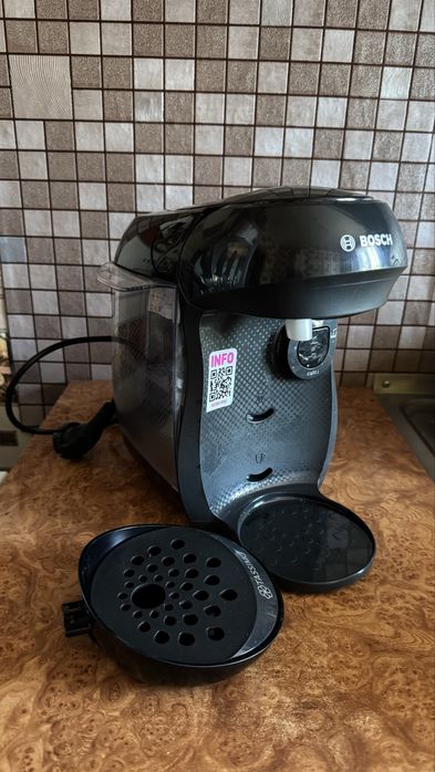 Капсульна кавоварка Bosch Tassimo Happy Black