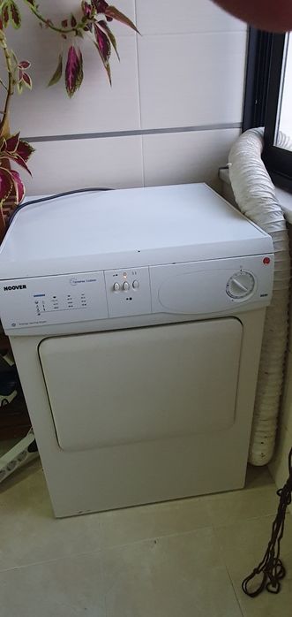 Máquina de secar roupa hoover usada