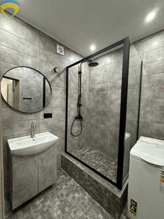 Квартира з газом 50 м² з великою кухнею + кладовка вул. Сахарова