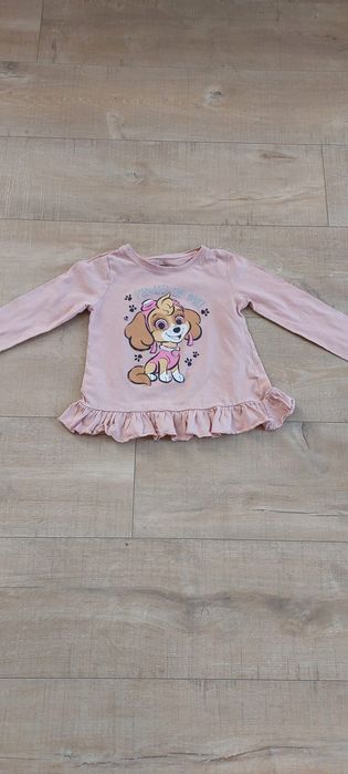 Zestaw ubranek dla dziewczynki w rozmiarze 92/98 - stan bardzo dobry