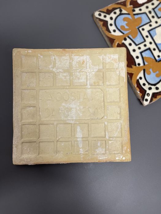 Azulejos Pintados à Mão Devesas / Padrão Arabe