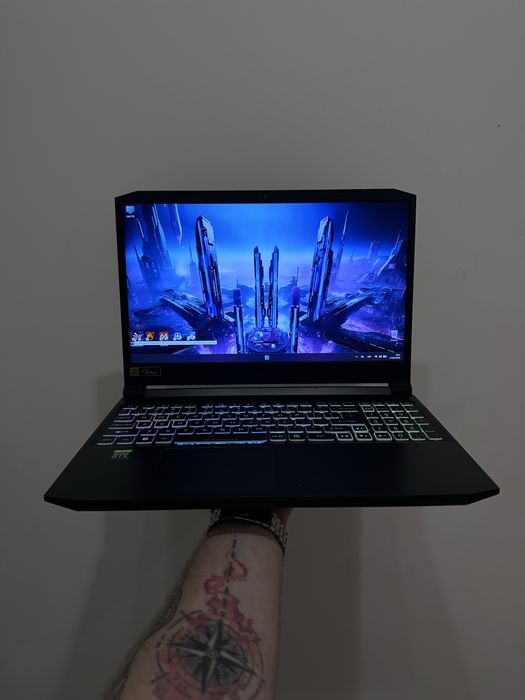 Топовий ігровий ноутбук!!! Acer Nitro 5 у відміному стані