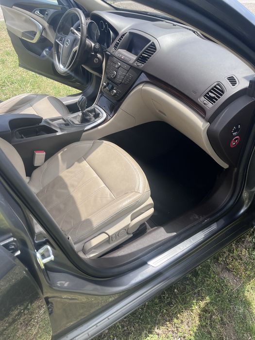 Opel insignia em bom estado