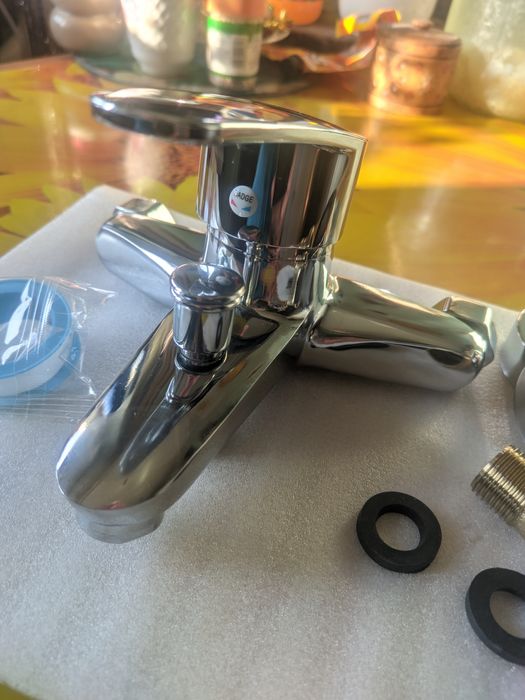 Продам новий змішувач. Продам смеситель.