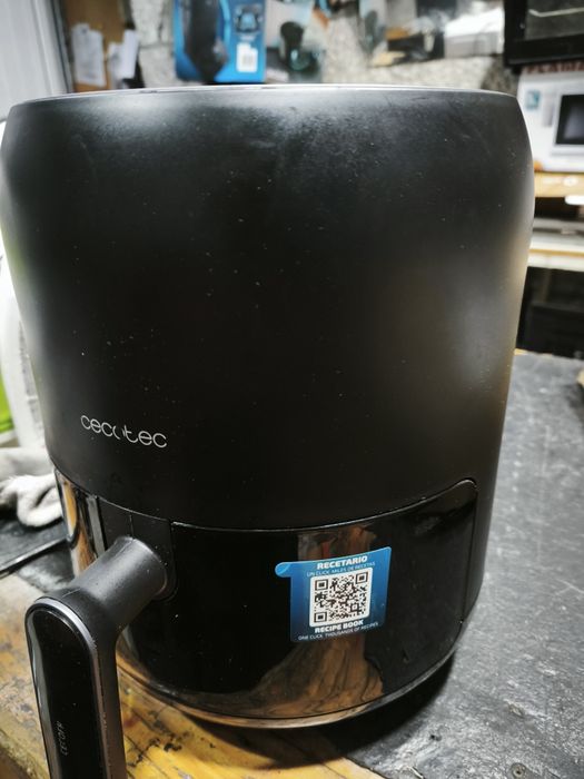 Fritadeira sem óleo / Airfryer digital 1000 W c