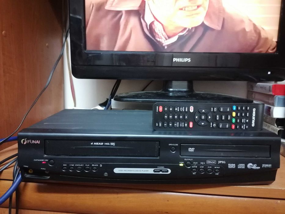 Magnetowid VHS Funai D8-M1000DB stereo pilot COMBO