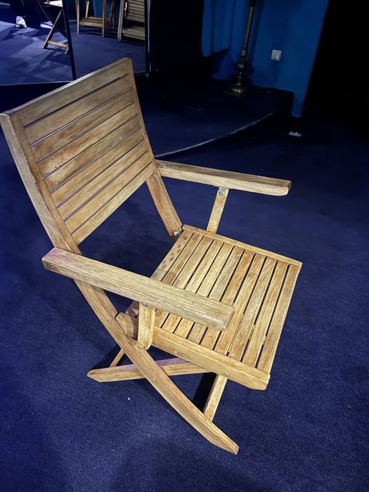 Mesas e Cadeiras madeira