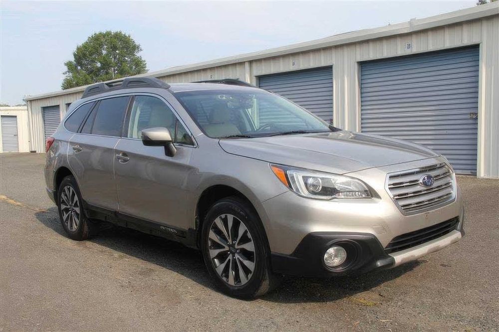 Subaru Outback Limited      2017