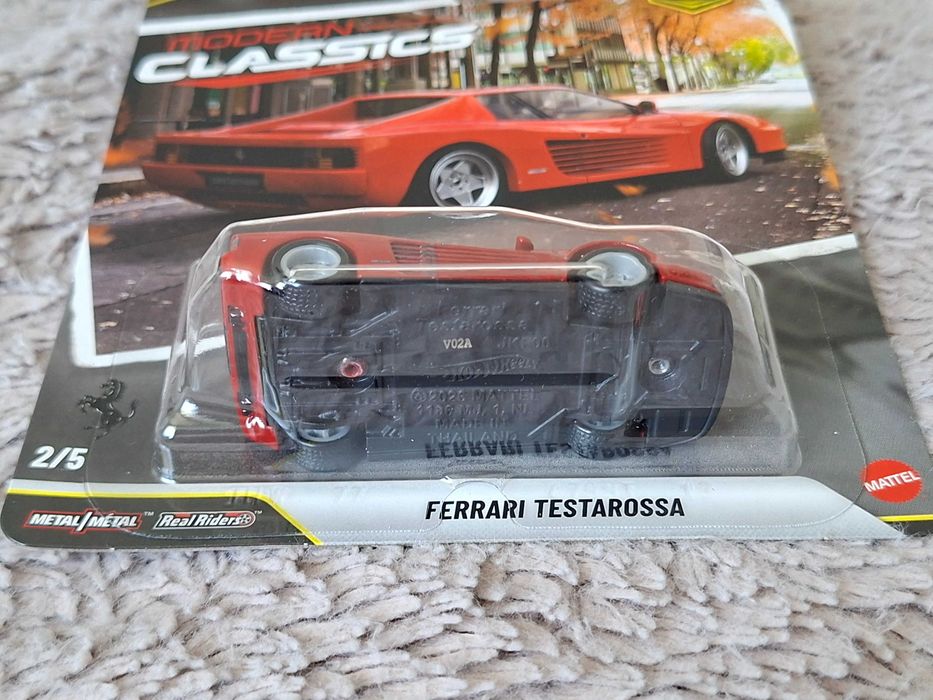 Hot Wheels Premium Ferrari Testarossa